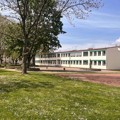 Sekundarschule "Unteres Geiseltal" Braunsbedra, Schulhof © Sekundarschule Braunsbedra